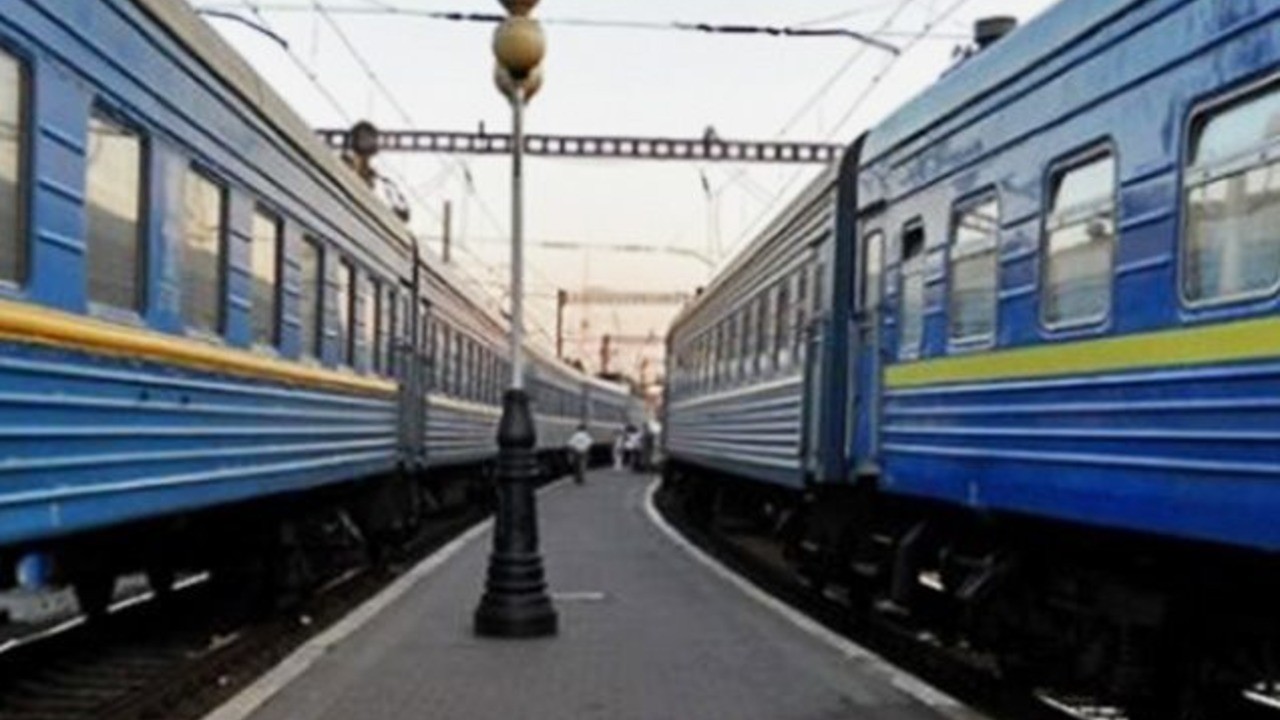 “Укрзалізниця” призначила додатковий потяг з Києва до Чернівців