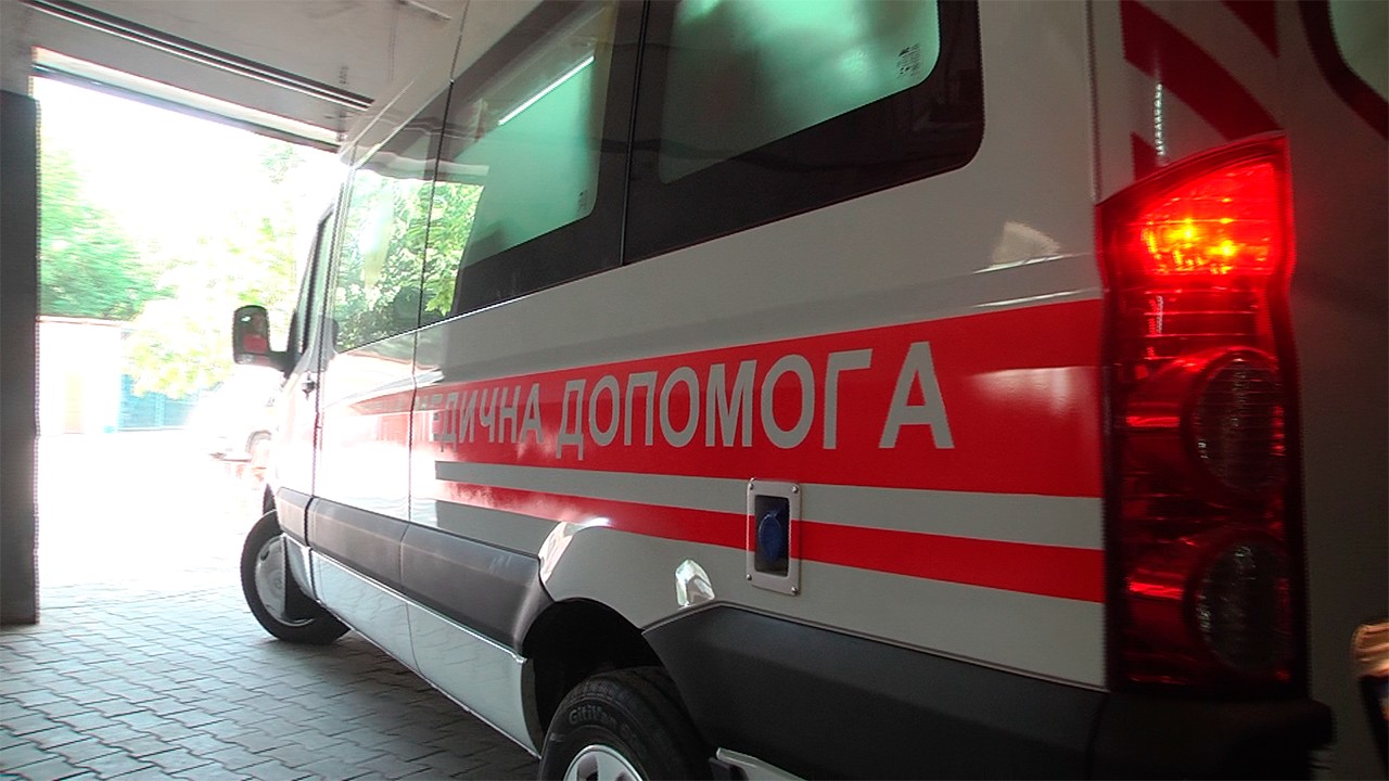 У Чернівецькому центрі екстреної медичної допомоги не можуть запустити дитячий реанімобіль, бо не вистачає водіїв